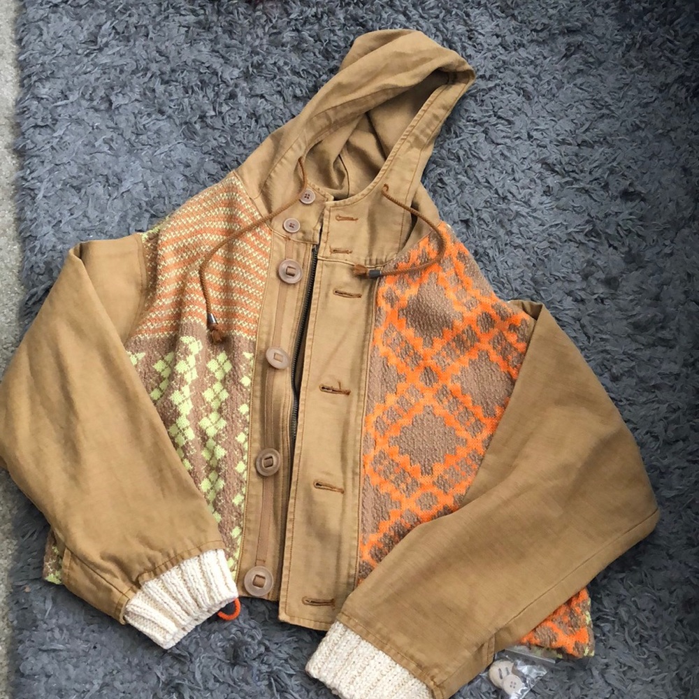 Free people light weight knit jacket